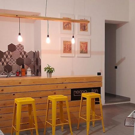 Neapolitan Flat B&B Екстер'єр фото