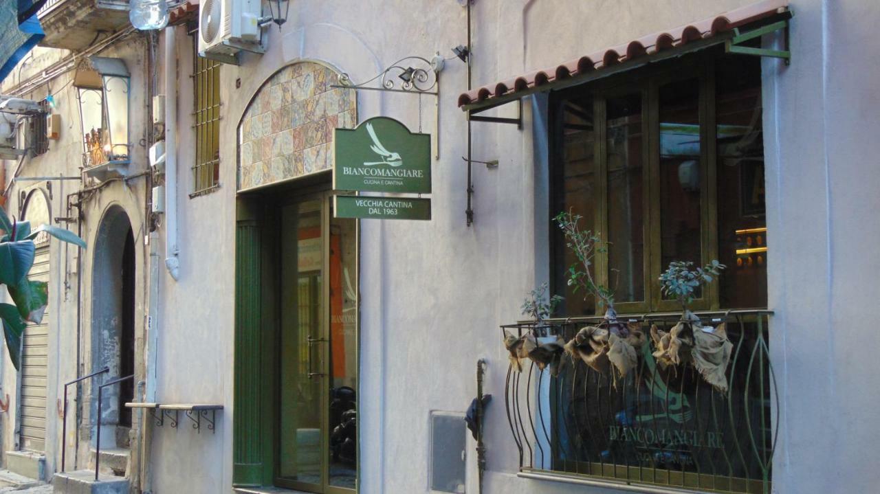 Neapolitan Flat B&B Екстер'єр фото